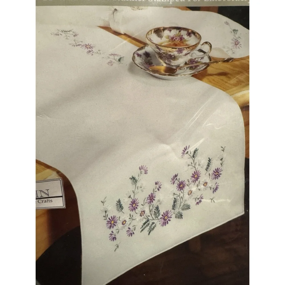 Tobin RHAPSODY Table Runner Stamped for Embroidery 14